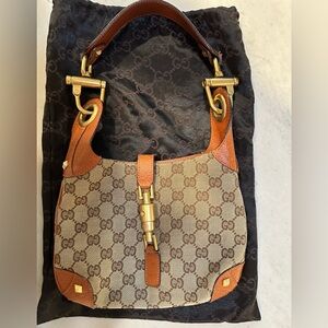 Authentic Gucci handbag. Jackie 1961 Mini Shoulder bag. Like New Condition.